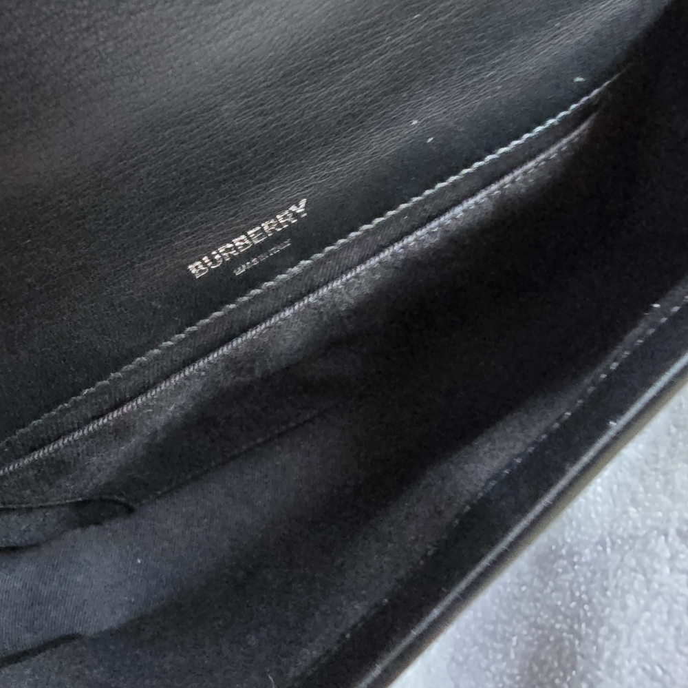 Authentic Burberry Horseferry Black Quilted Shoulder Bag Or Crossbody Bag - Picture 12 of 12